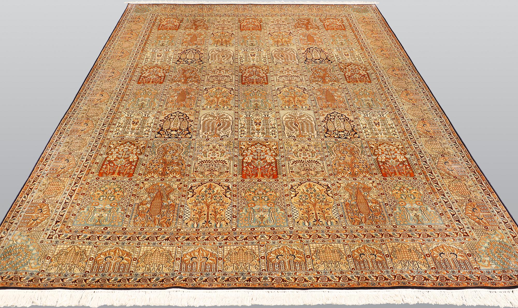 A carpet, Silk Kashmir, sk 24X24 297 x 186 cm.