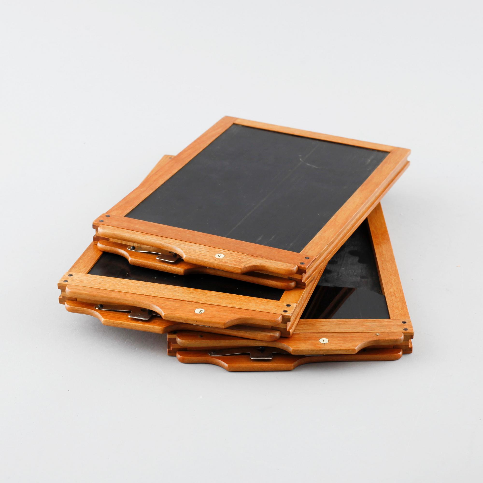 A foldable camera by Dr. Lüttke & Arndt Wandsbek, Germany, first half of the 20th century.