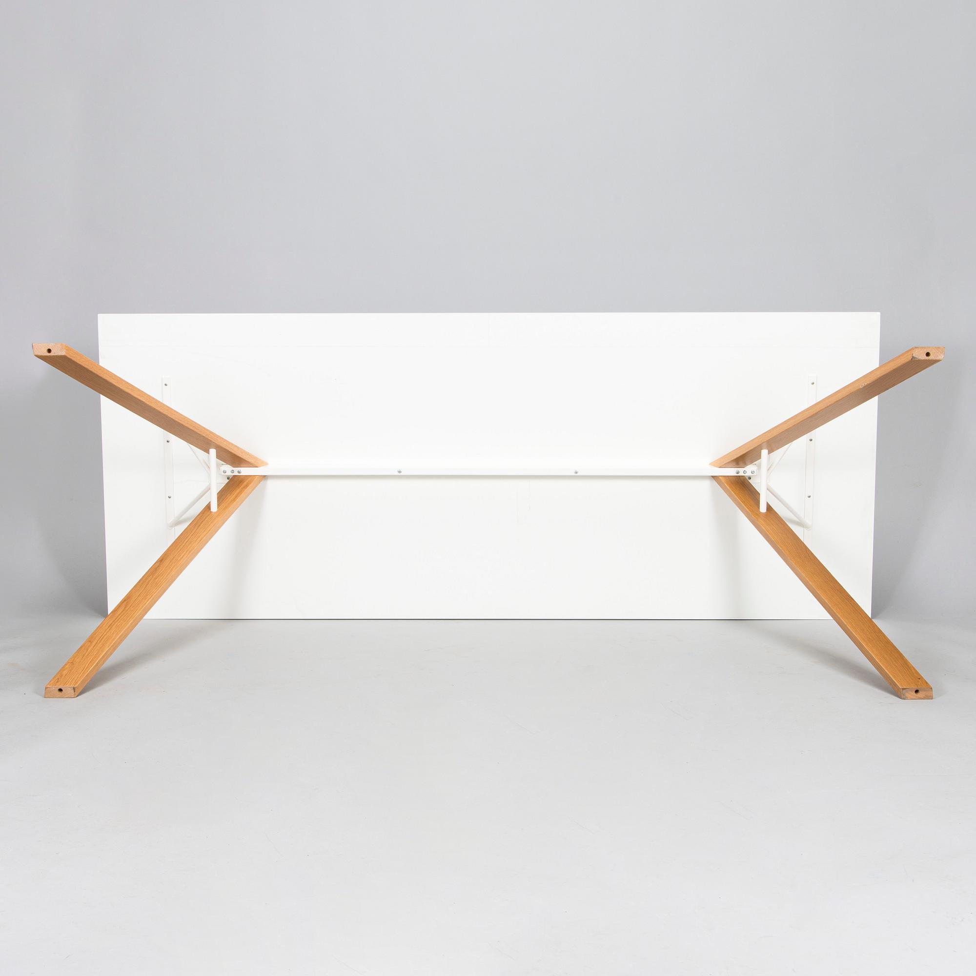 Harri Korhonen, a 'Lab' table for Inno, Finland.