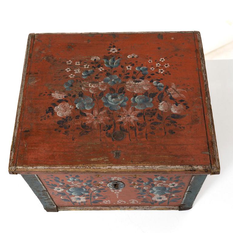 Skrin, allmoge, Jämtland. Märkt BHD och invändigt daterat 1794.