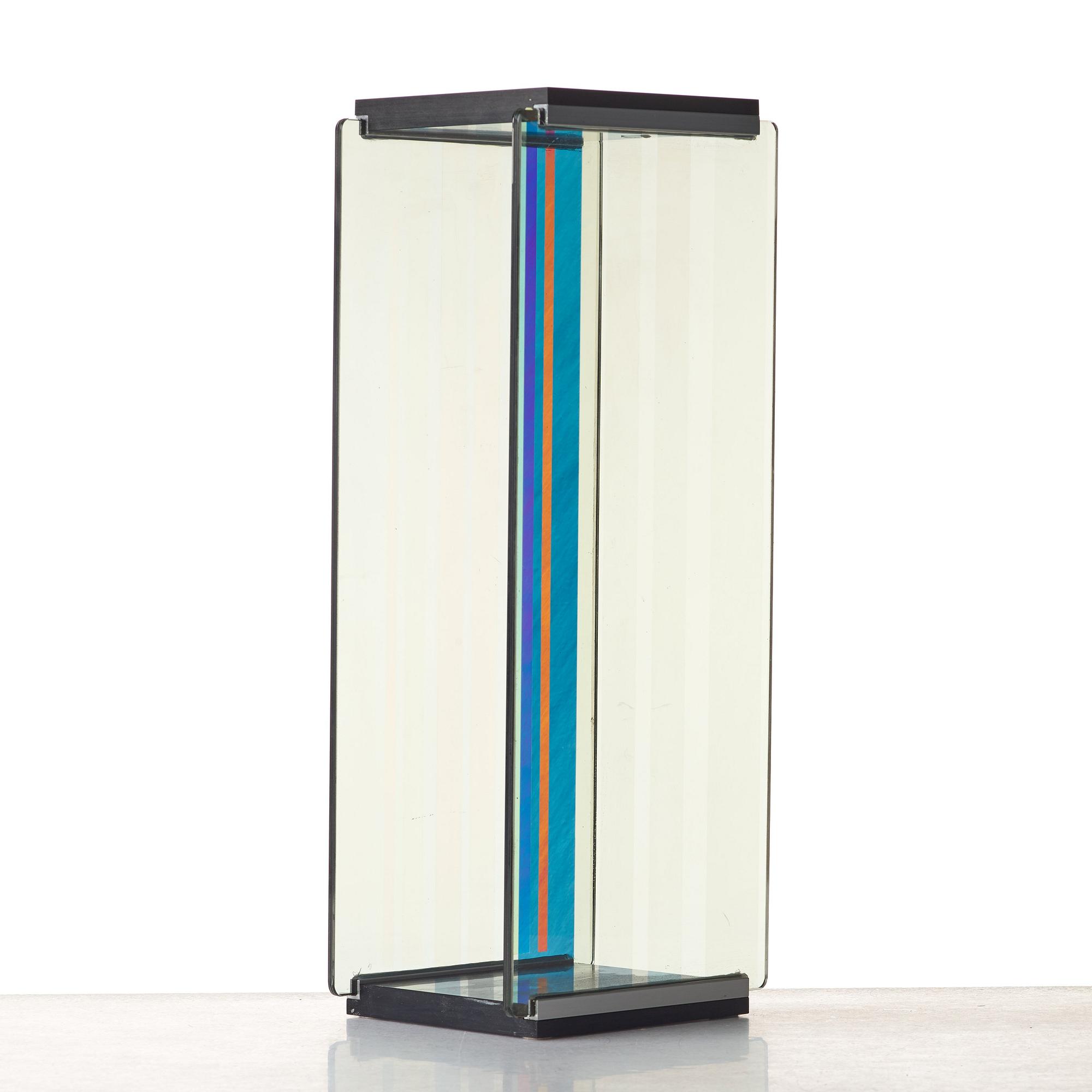 Eric H Olson, "Optochromi".