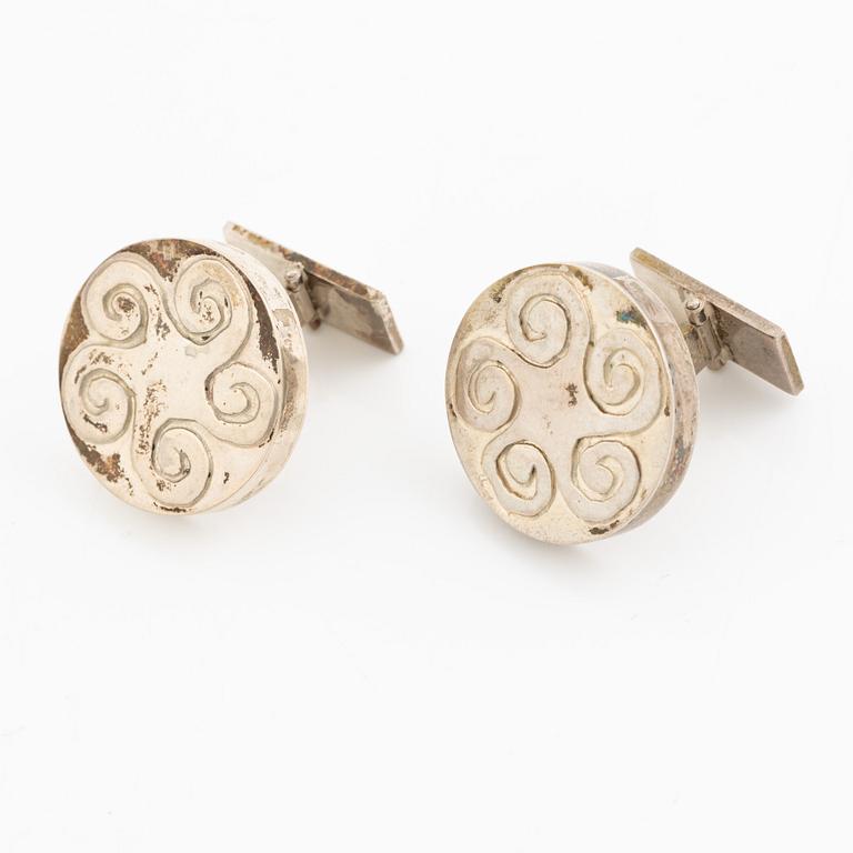 PA Lundahl-Terrs, ett par manschettknappar silver, Växjö 1966.