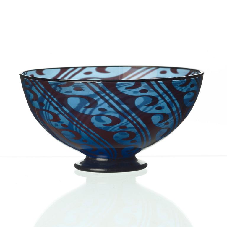 Simon Gate, & Knut Bergqvist, a 'graal' glass bowl, Orrefors 1928.