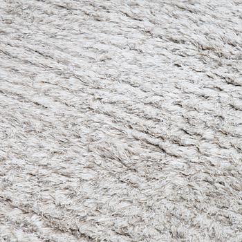 A carpet, Fogg Strip 5/2, G Lagerhem Ullberg, Kasthall, 222 x 220 cm.