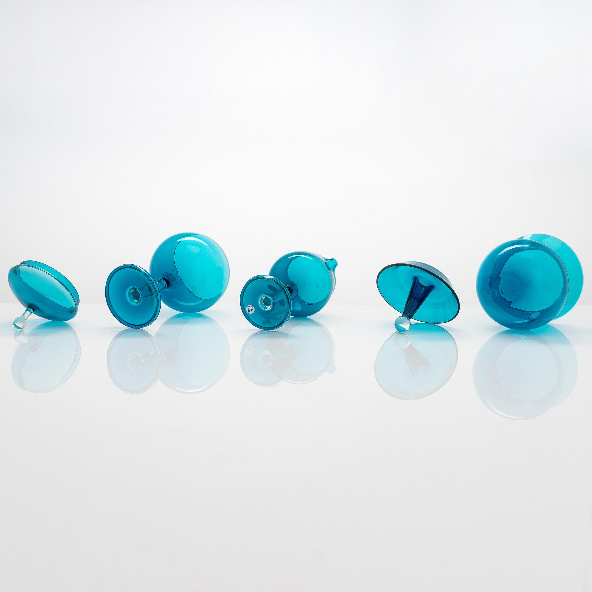 Nanny Still, a 5-piece 'Harlequin' glassware for Riihimäen Lasi Oy.
