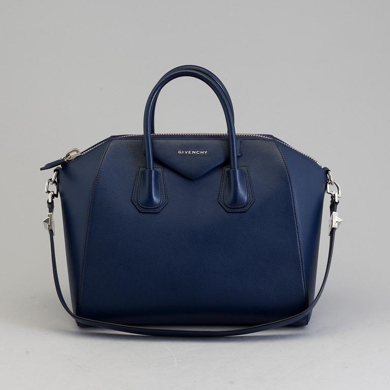 BAG, "Antigona" Givenchy.