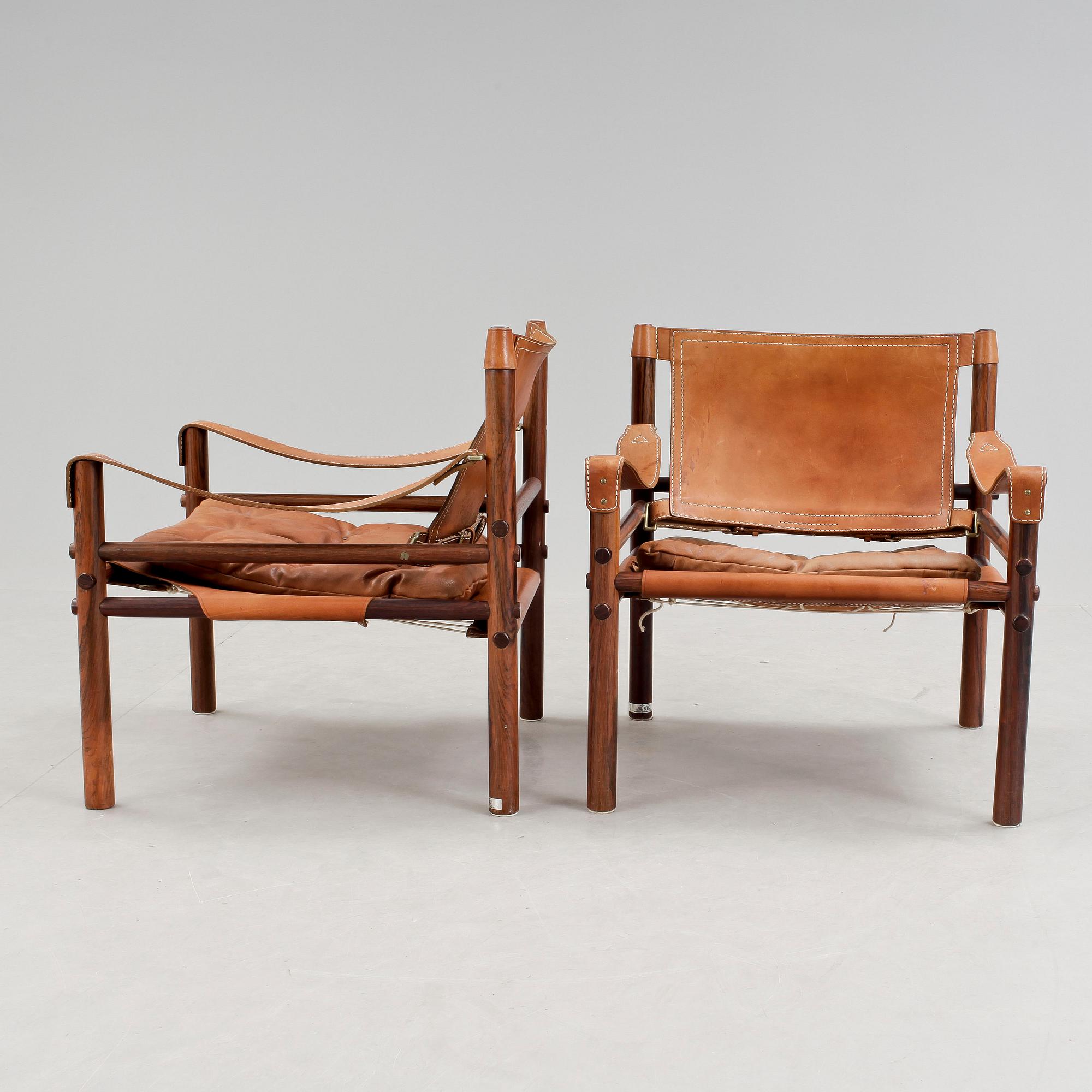 FÅTÖLJER, ett par, "Scirocco", design Arne Norell, 1900-talets andra hälft.