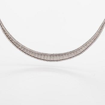A 14K white gold necklace. Finnish import marks 1979.