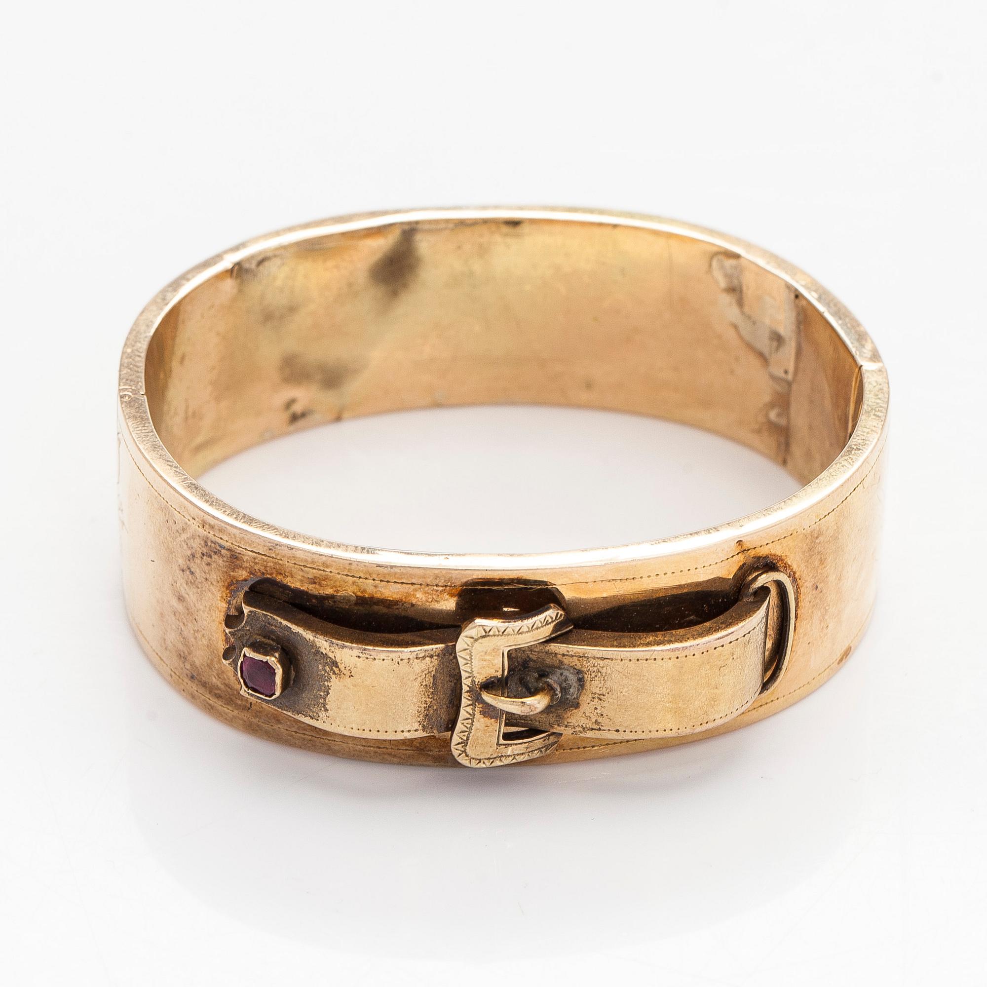 Armring, 14K (56) guld, St Petersburg.