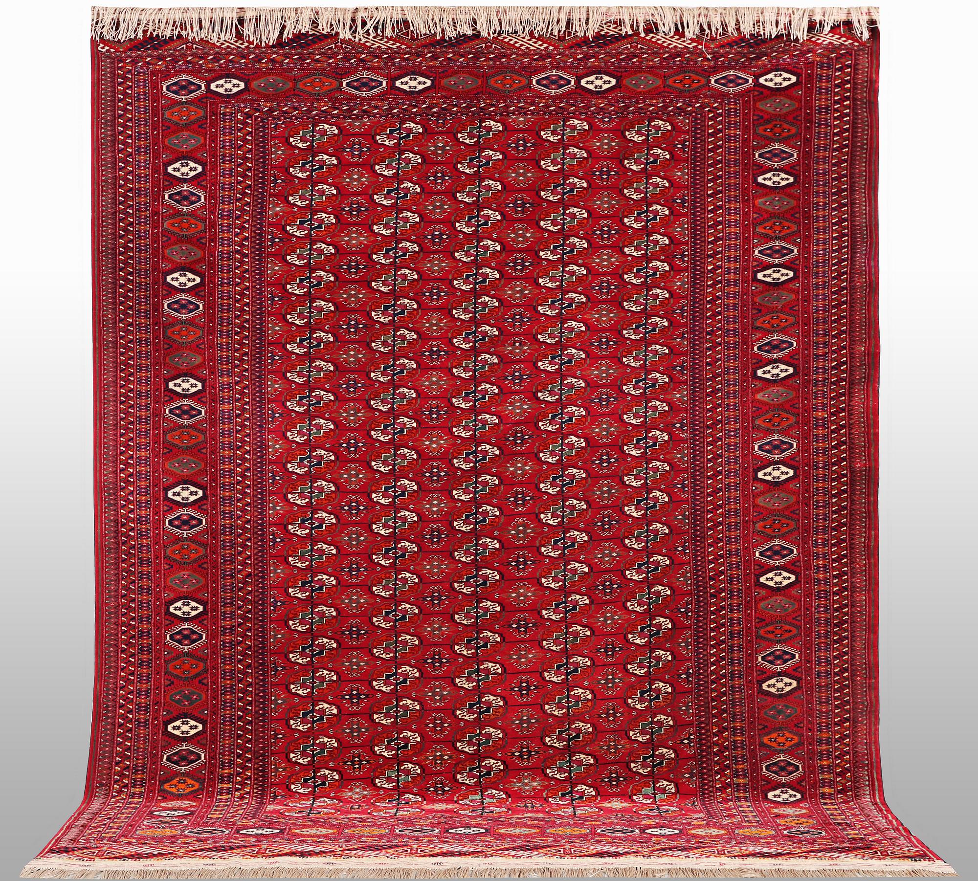 A carpet, semi-antique Tekke, ca 330 x 250 cm.