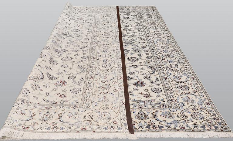 A carpet, Nain Part Silk, S.K 6LAA, 368 x 266.