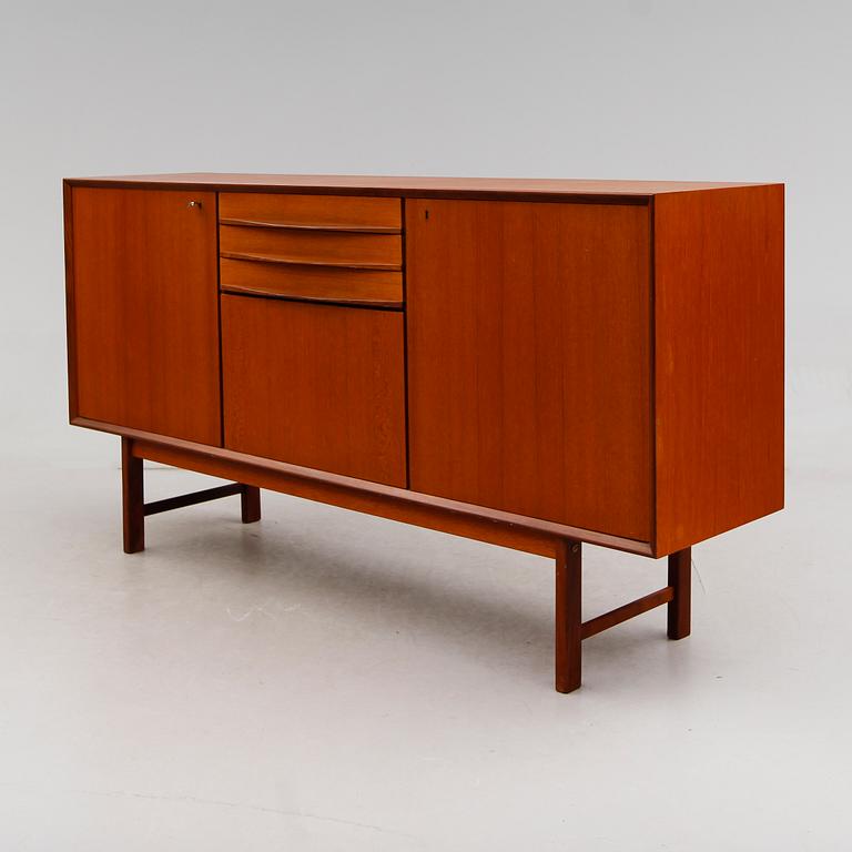 SIDEBOARD, 1900-talets andra hälft.