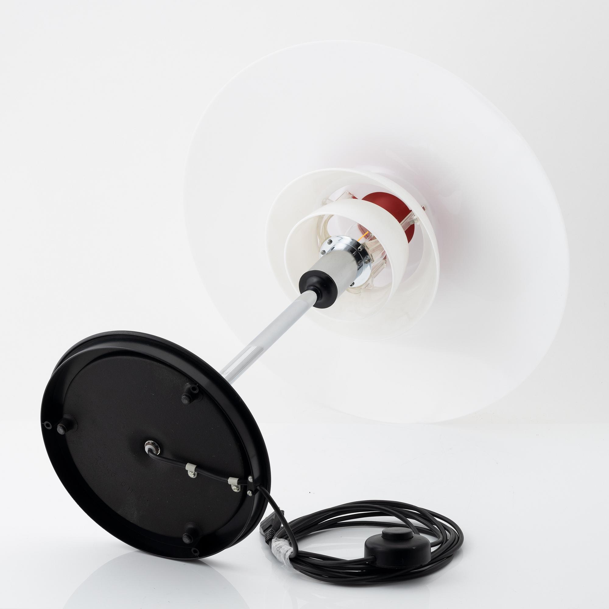 Poul Henningsen, bordslampa, "PH 80", Louis Poulsen, Danmark.