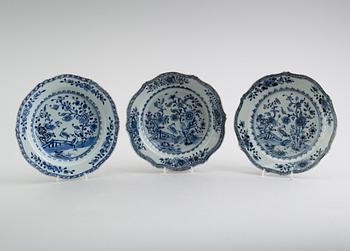 TALLRIKAR, 3 st, porslin, Kina, Qian Long 1736-1795.