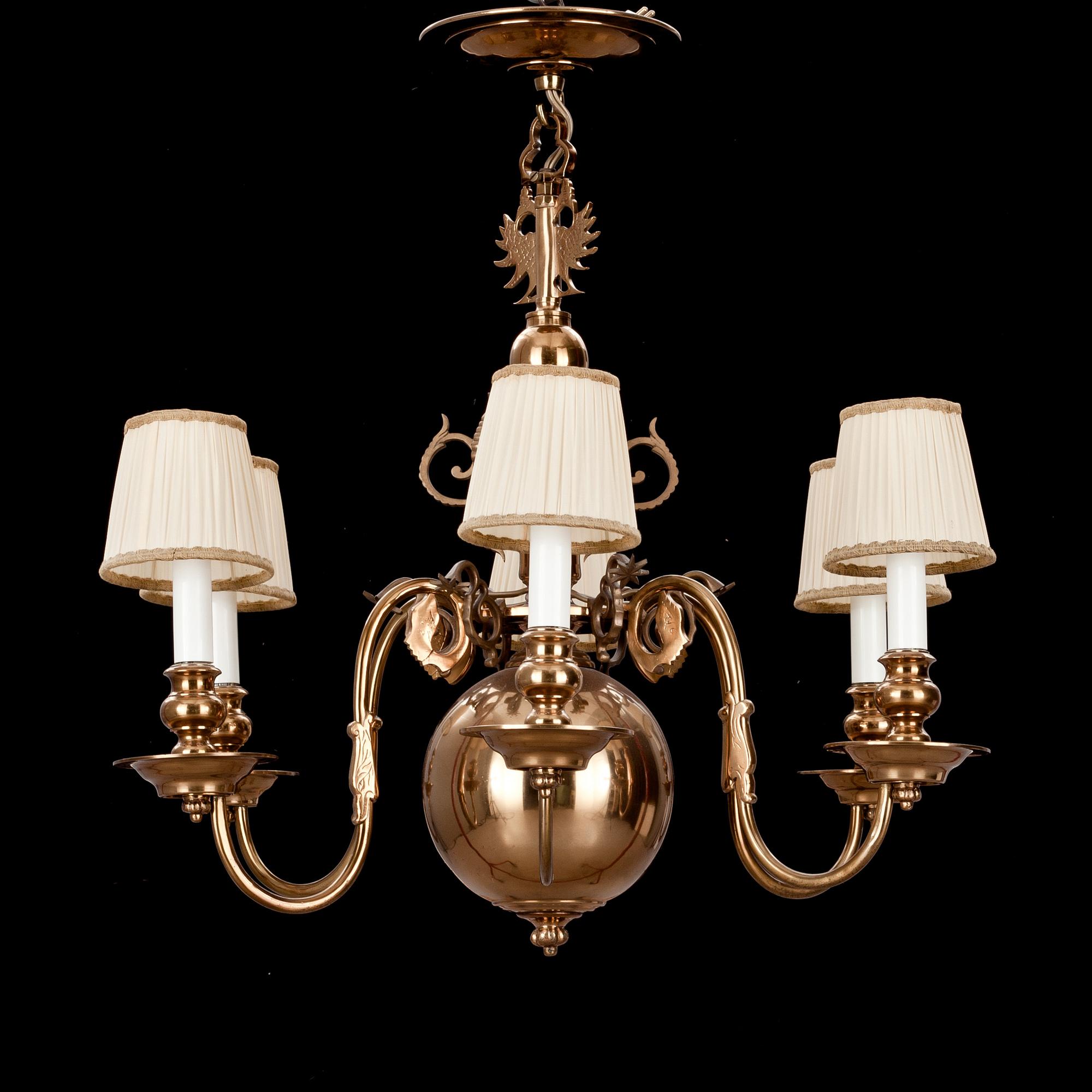 TAKKRONA, mässing, barockstil, 1900-talets första hälft, höjd ca 68 cm.