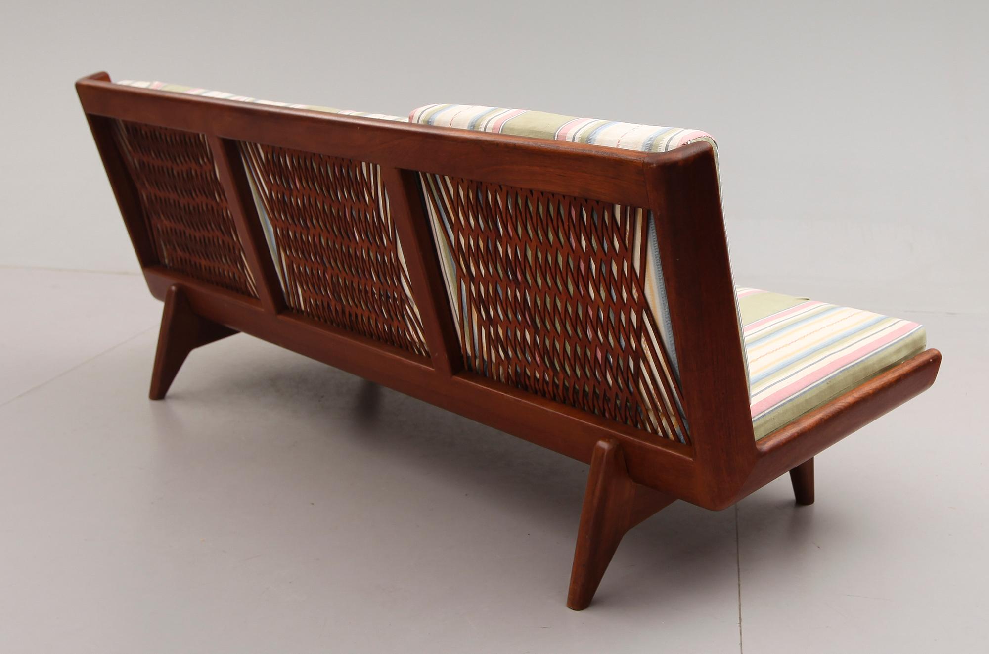 SOFFA, "Bumerangen", Hiort af Ornäs, Finland, 1950-tal.