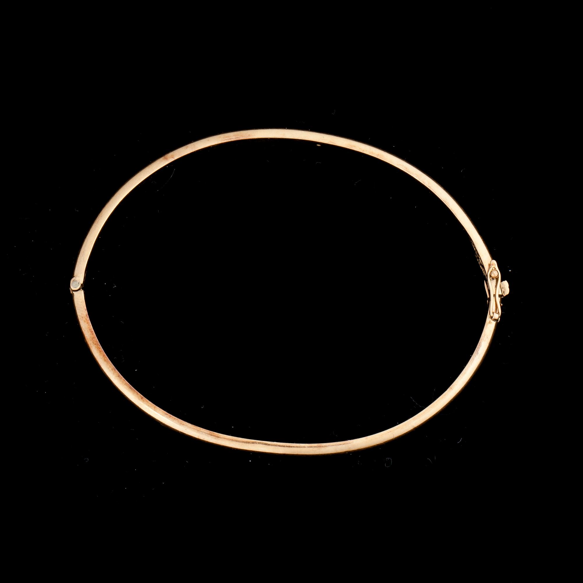 ARMRING, stel, 18k guld, ABJ, Stockholm, 1947. Vikt ca 6,8 g.