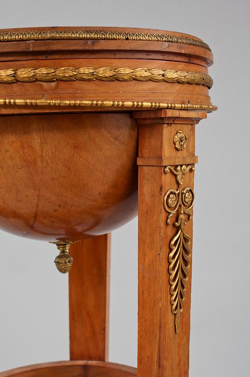 PIEDESTAL, AB Axel Beckmans Möbelfabrik, Norrköping, empire-stil, tidigt 1900-tal.