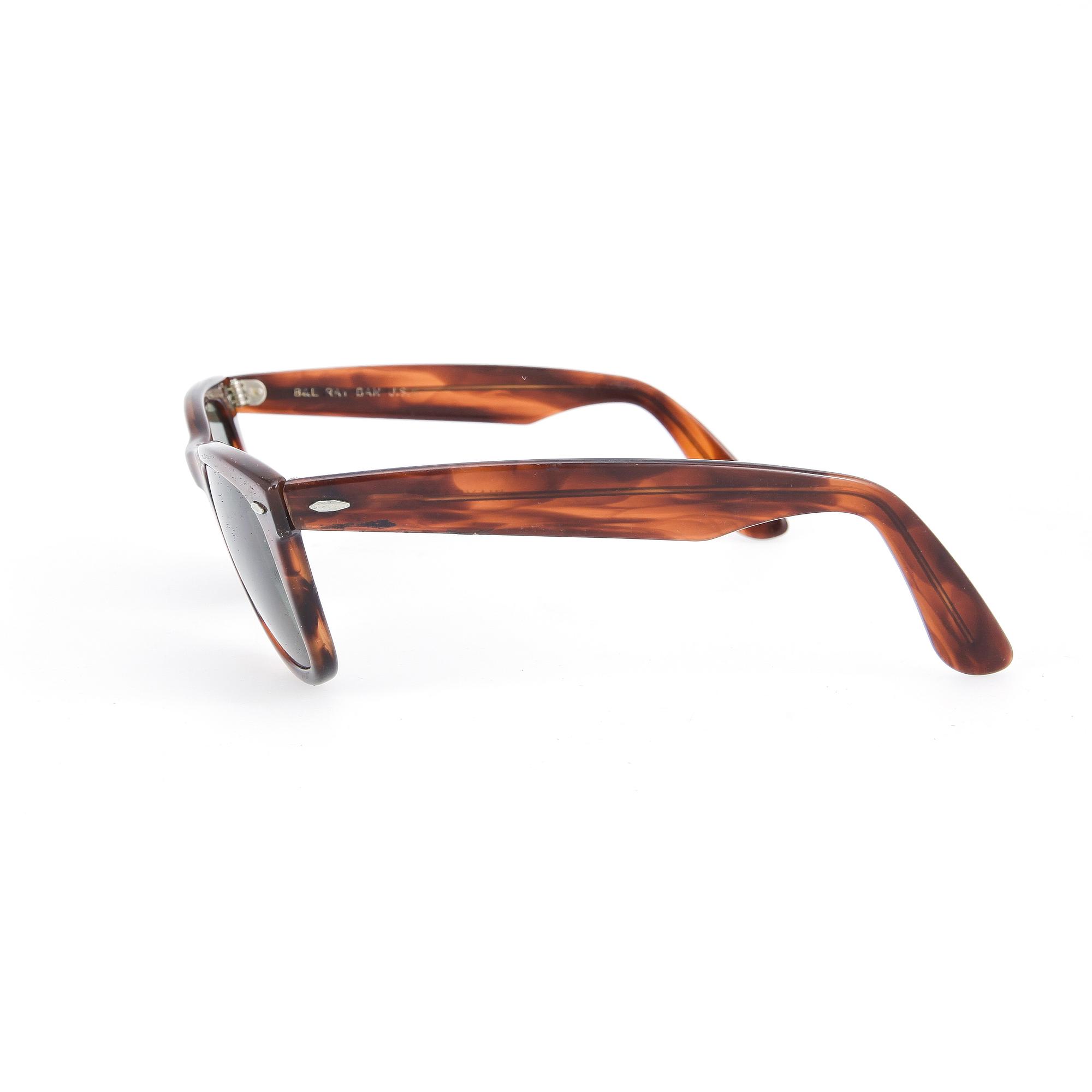 SOLGLASÖGON, "Wayfarer", Ray Ban.