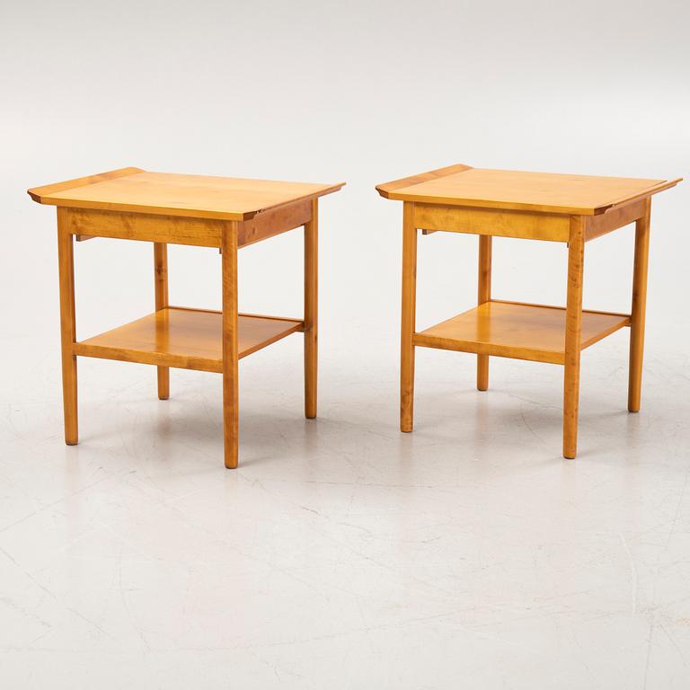 A pair of Swedish Modern bedside tables, 1930's/40's.