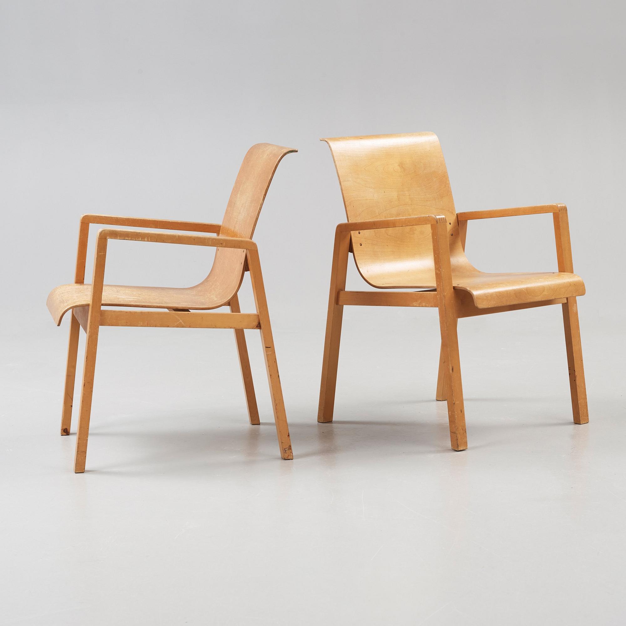 ALVAR AALTO, karmstolar, ett par, modell no 51,  Huoneakalu-ja Rakennustyötehdas Oy, Artek, Finland, 1930-tal.