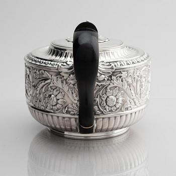 Adolf Zethelius, tekanna, silver, Stockholm 1833.