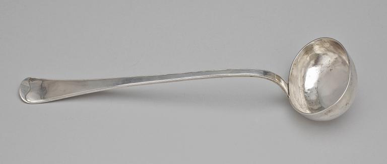 SOPPSLEV, silver, Johan Steinfort, Stockholm, 1776 Vikt ca 145 g.