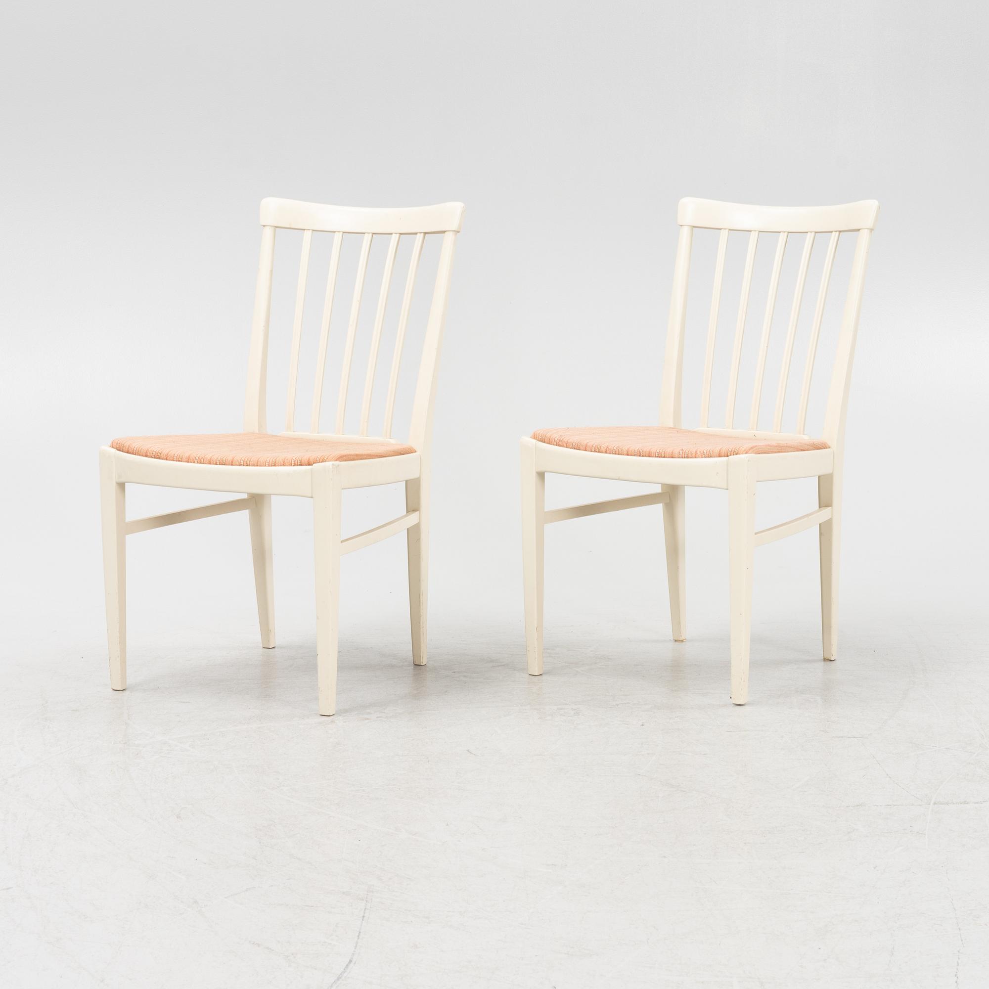 Carl Malmsten, a 'Herrgården' dining table with four chairs, Bodafors, second part of the 20th Century.
