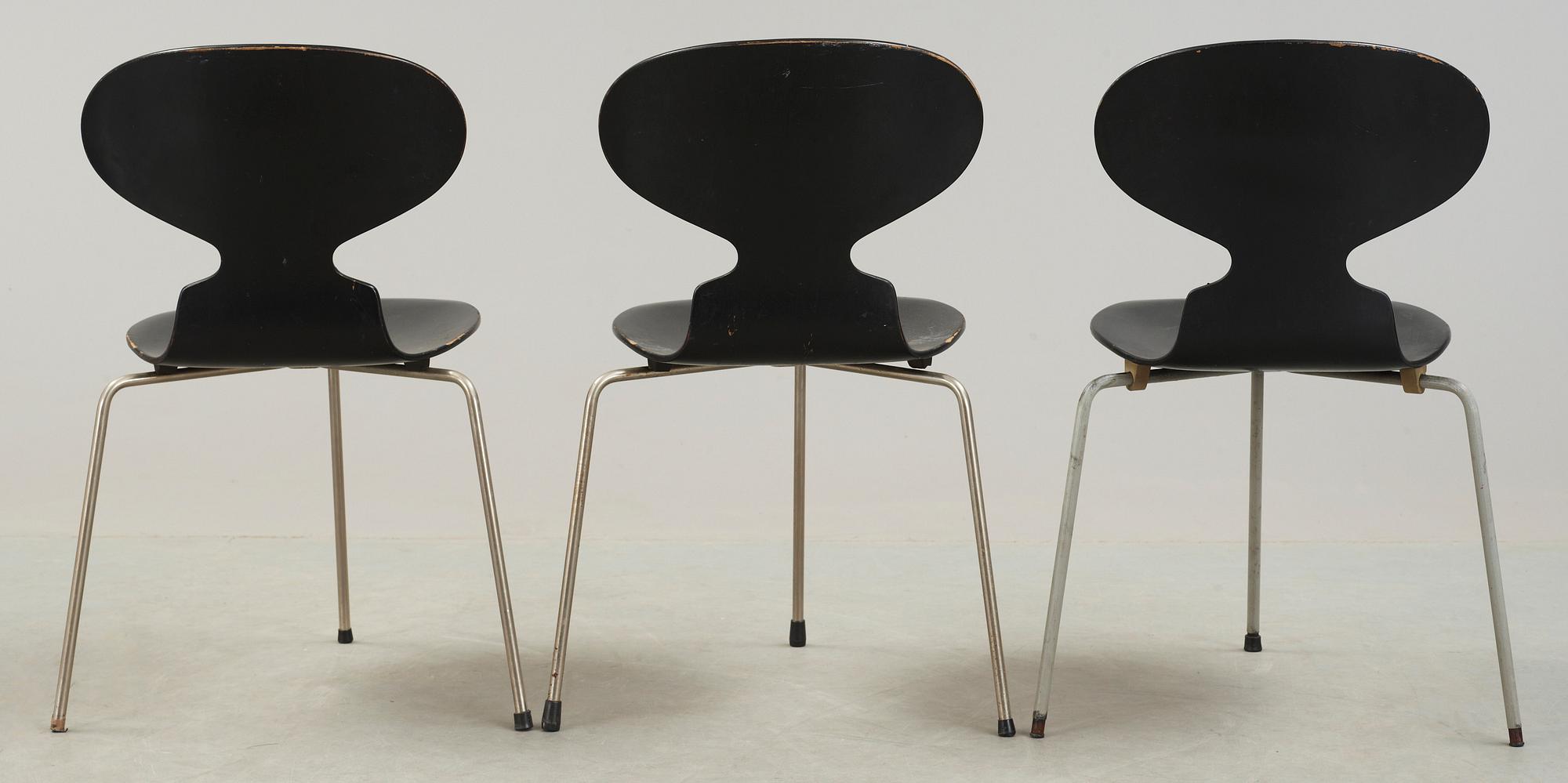 STOLAR, 3 st, "Myran", Arne Jacobsen för Fritz Hansen, formgiven 1952.