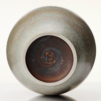 Gunnar Nylund, a stoneware vase, Rörstrand, Sweden 1950-60s, model AKT.