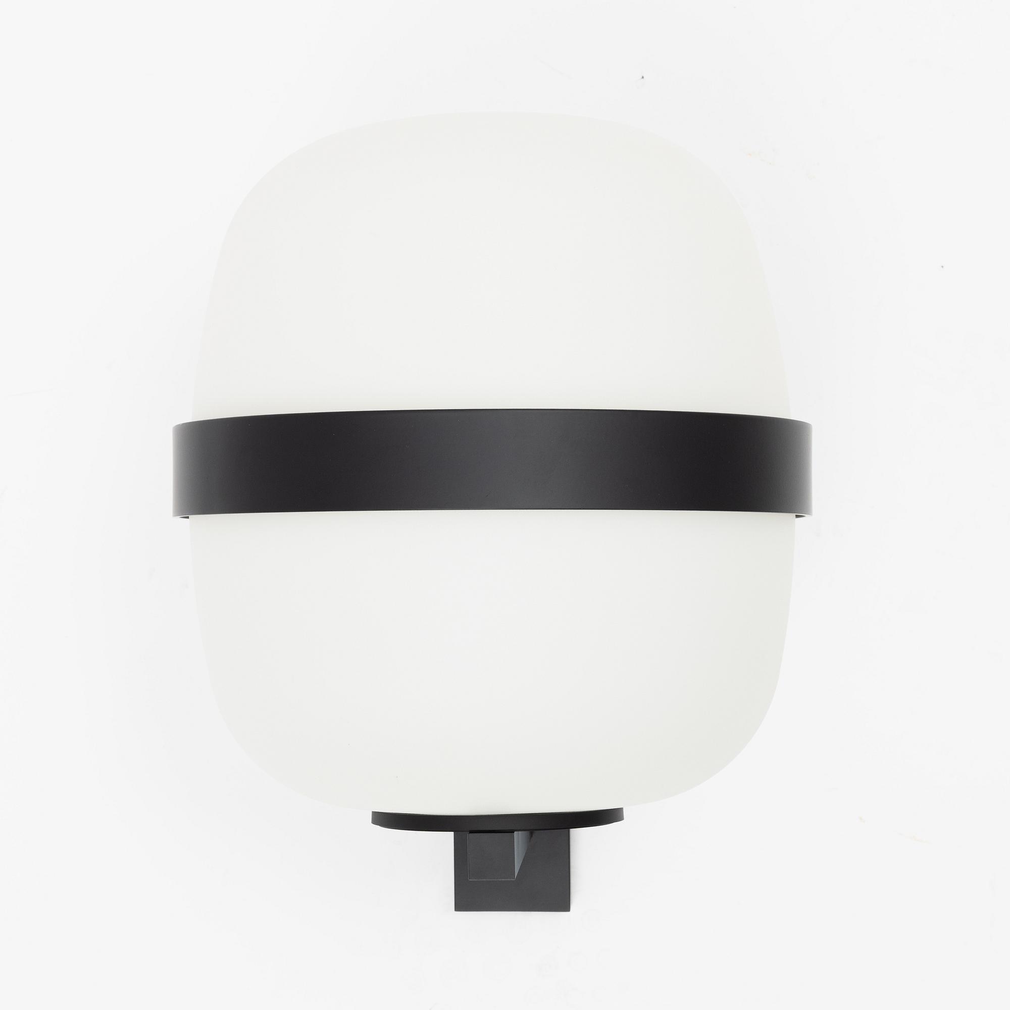 Miguel Milá, wall lamp, 'Wally Cesta', Santa & Cole.