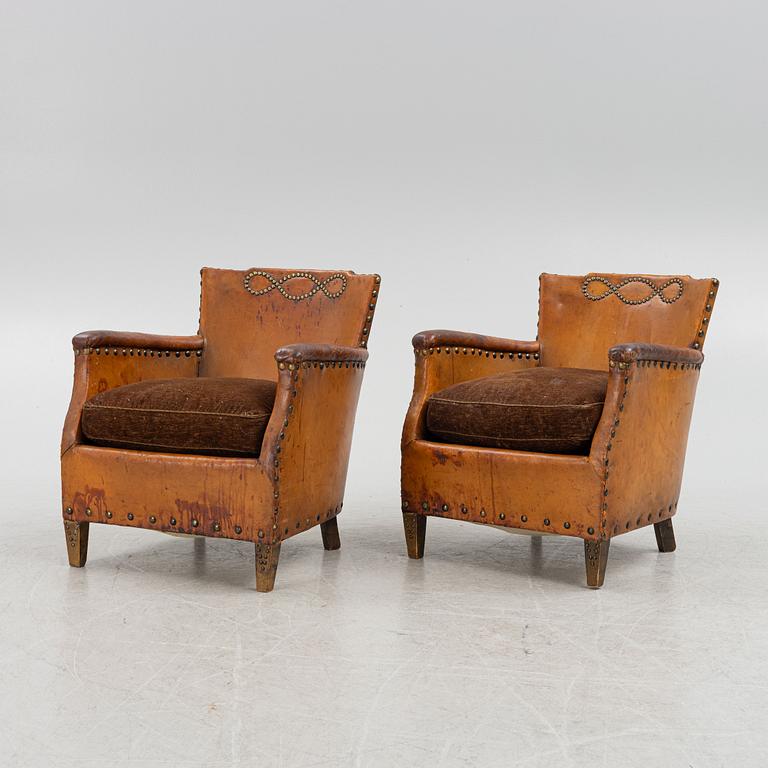 A pair of armchairs, first half of the 20th Century.