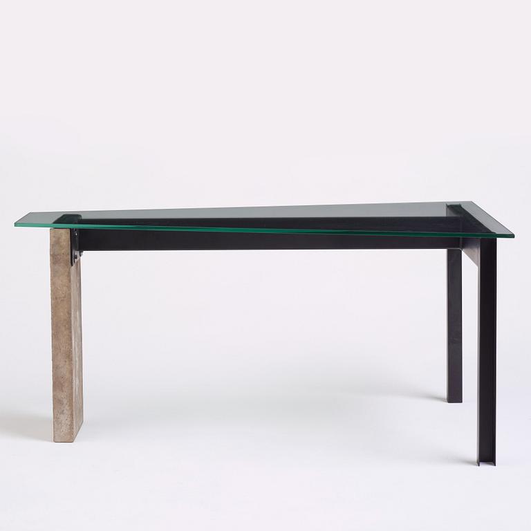 Jonas Bohlin, bord "Concrete", Källemo.