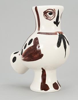 A Pablo Picasso faience pitcher "Chouette aux taches", Madoura Vallauris, 1951.