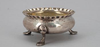 SALTKAR, 84 silver, Alexander Jaschinov, probermästare. Tillverkare okänd mästare St. Petersburg ca 1825. Vikt 80 g.