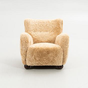 Armchair, Danish cabinetmaker, 1940s.