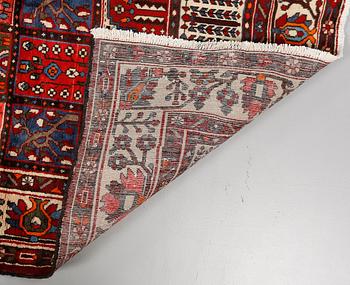 MATTA, Bachtiari, sent 1900-tal, ca 315x160 cm.