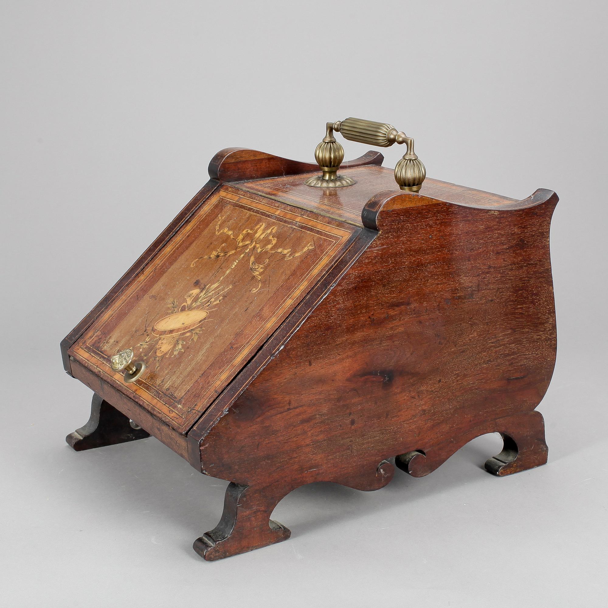 KOLBOX, Louis XVI stil, 1800-talets drna hälft.