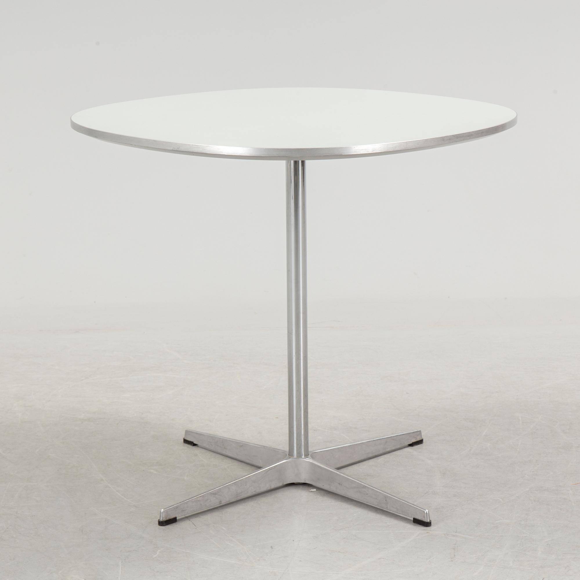 BRUNO MATHSSON & PIET HEIN, bord, för Fritz Hansen, Danmark, 2004.