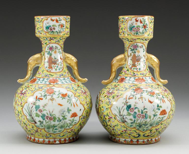 A pair of yellow ground vases, late Qing dynasty. With seal mark. (2).