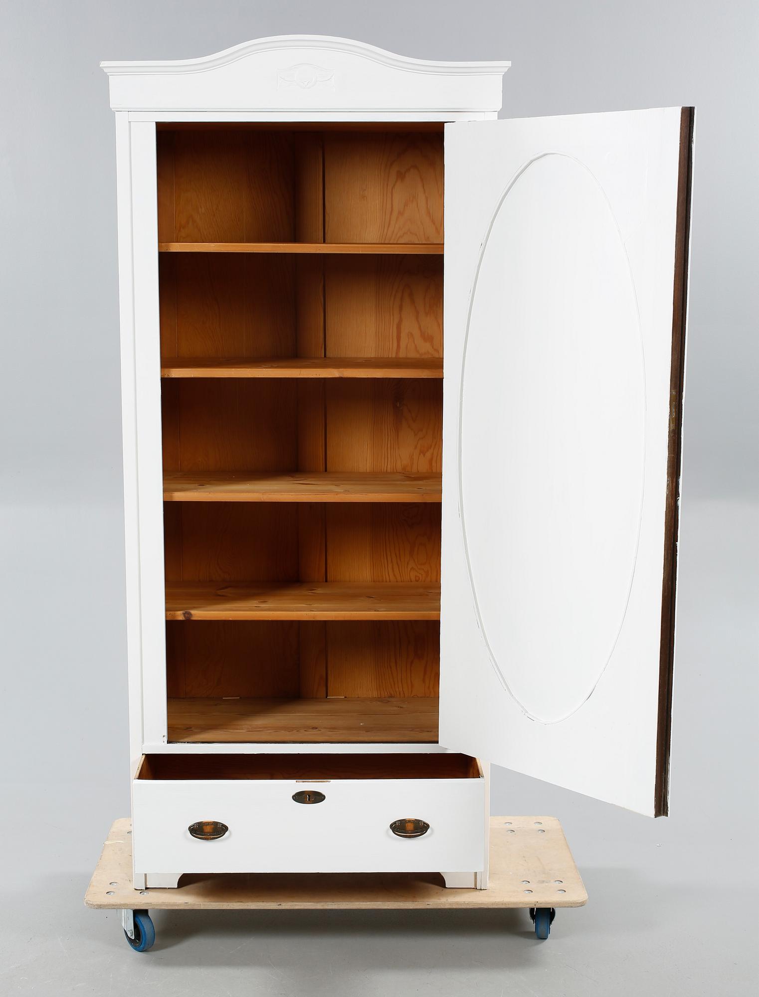 KLÄDSKÅP / LINNESKÅP, jugend, 1900-talets början.