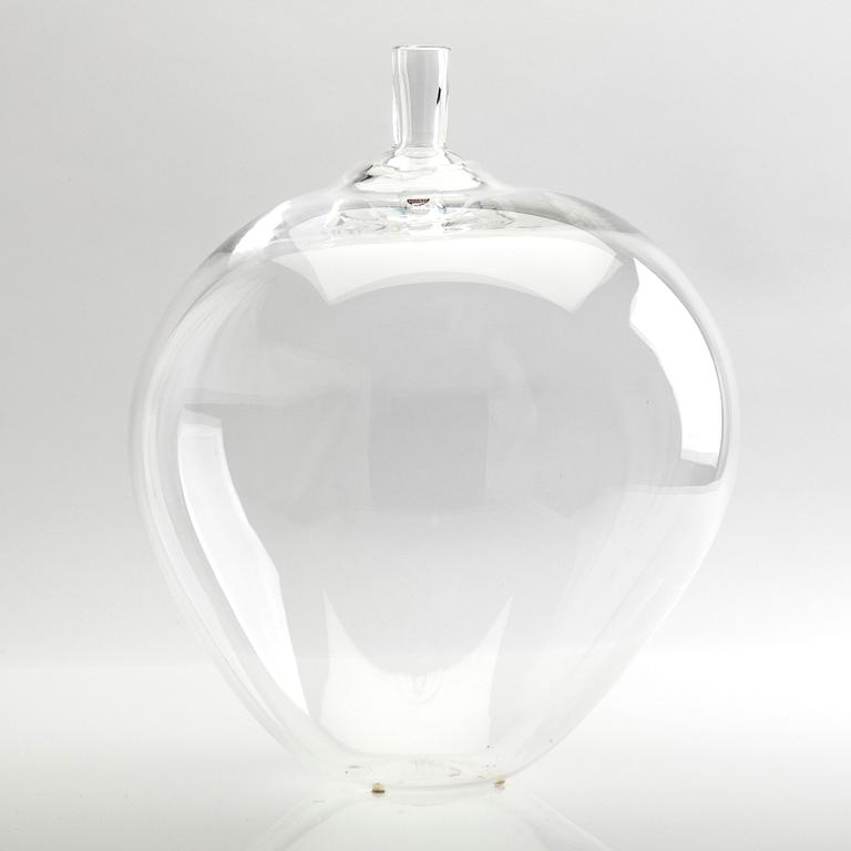 Ingeborg Lundin, Vase, "The Apple", Orrefors.