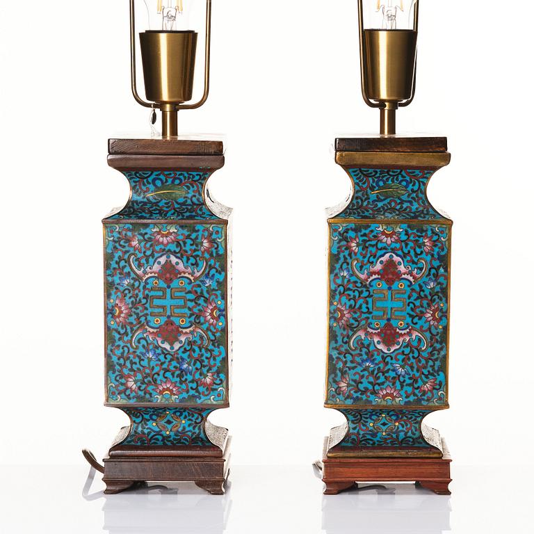 A pair of cloisonné vases/table lamps, Qing dynasty, 19th century.