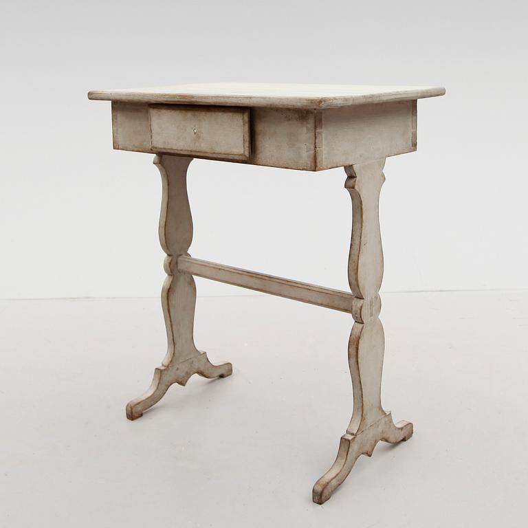 DAMARBETSBORD, 1800-talets första hälft.