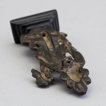 FIGURIN, brons, troligen Korea, Silla perioden (668-935).