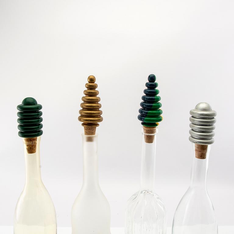 Berit Johansson, 4 carafes with 5 stoppers "Atmosphere" for Svenska Saker, Älghults glassworks.