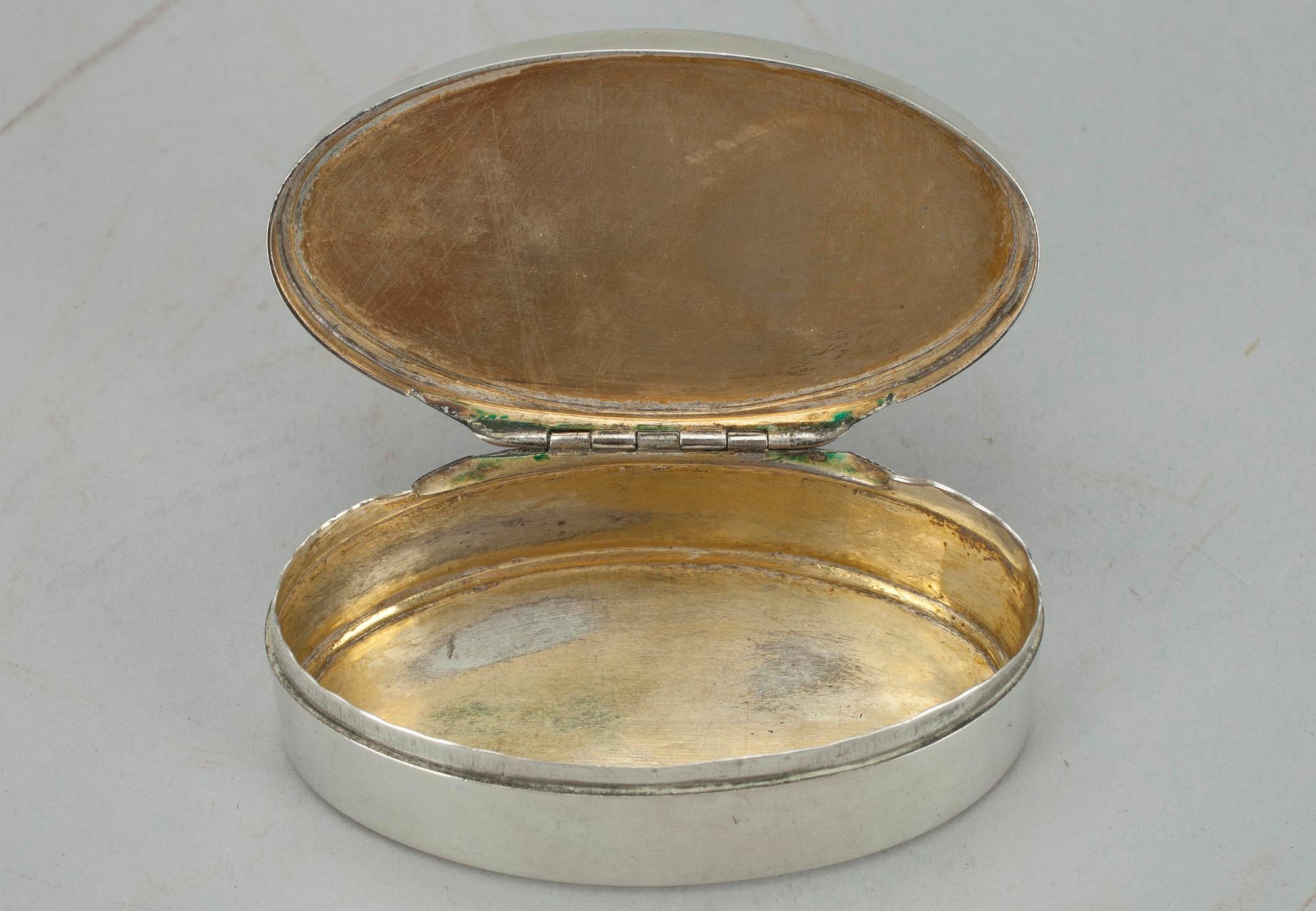 SNUSDOSA, silver, Stockholm 1700-tal. Vikt 109 g.