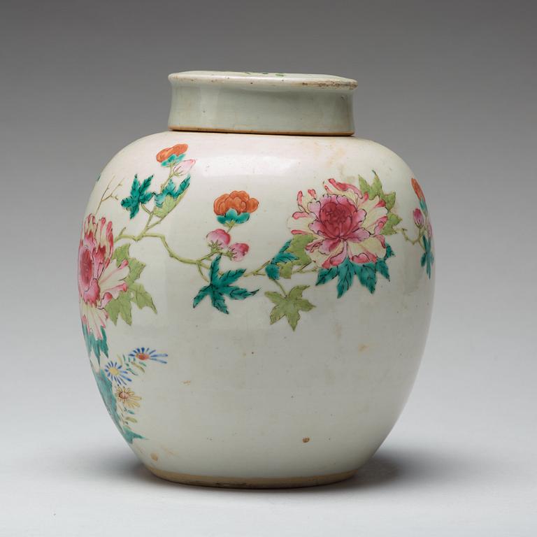 A famille rose jar with cover, Qing dynasty, Qianlong (1736-95).