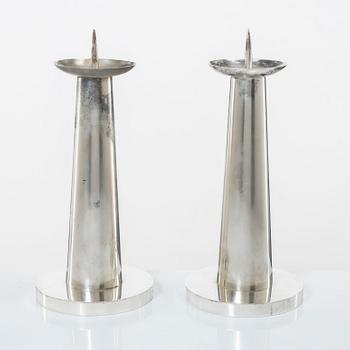 Åke Strömdahl, A pair of Swedish sterling silver candlesticks, company Hugo Strömdahl AB, Stockholm 1955.