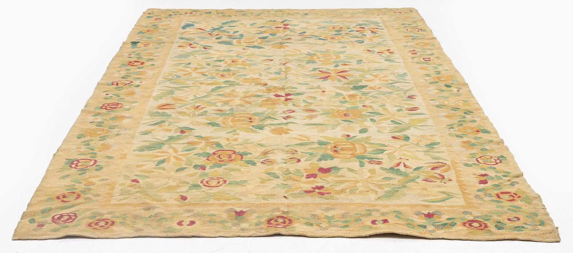 An Antique Bessarabian kilim, c. 270 x 184 cm.